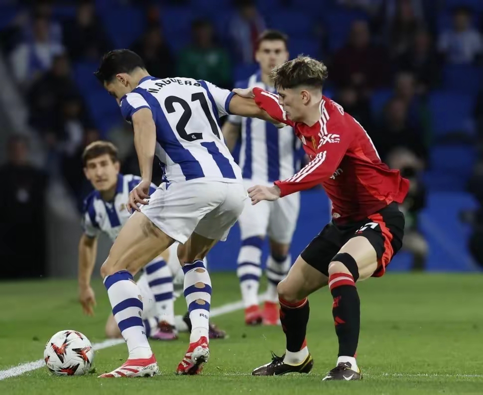 曼联完胜阿根廷，加维状态火热