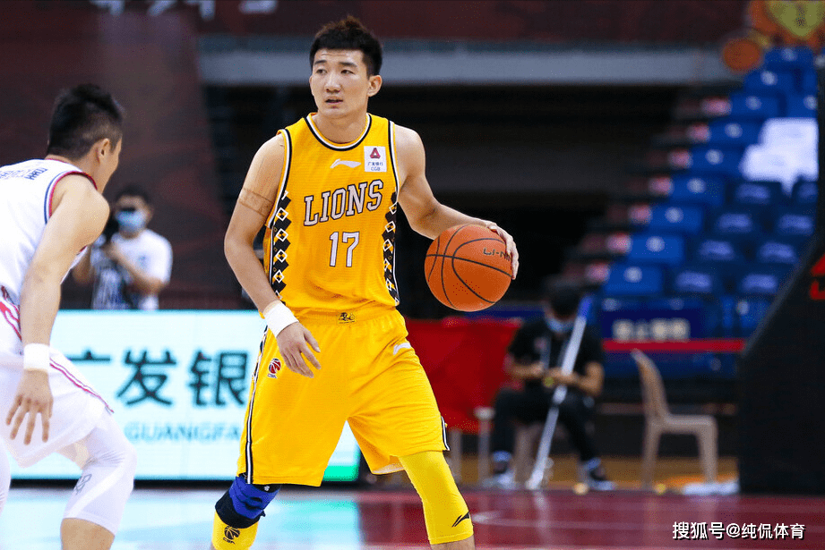 上海队横扫独行侠，孙铭徽惊艳四座