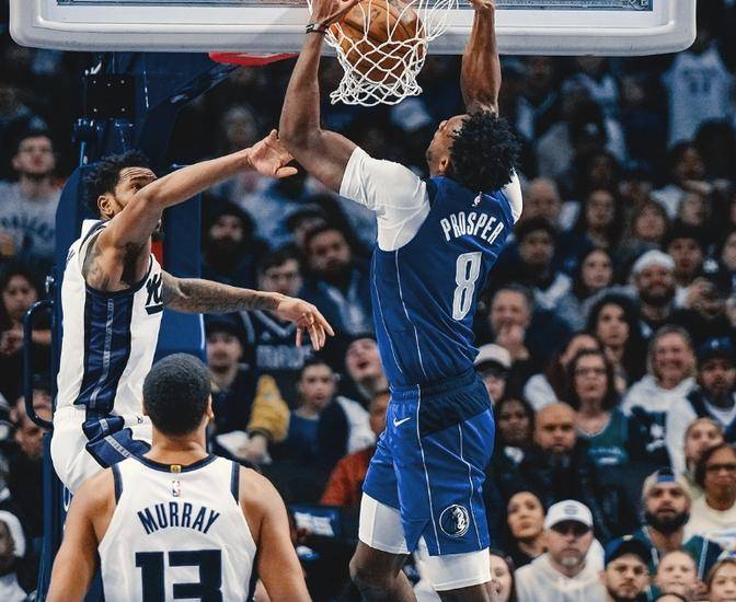 独行侠翻盘国王,德罗赞点燃赛场 独行侠翻盘国王,德罗赞点燃赛场