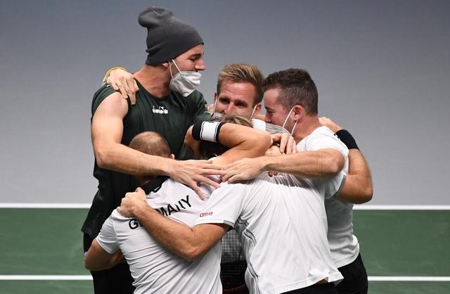 戴维斯杯碾压年终总决赛，梅德韦杰夫刷新纪录