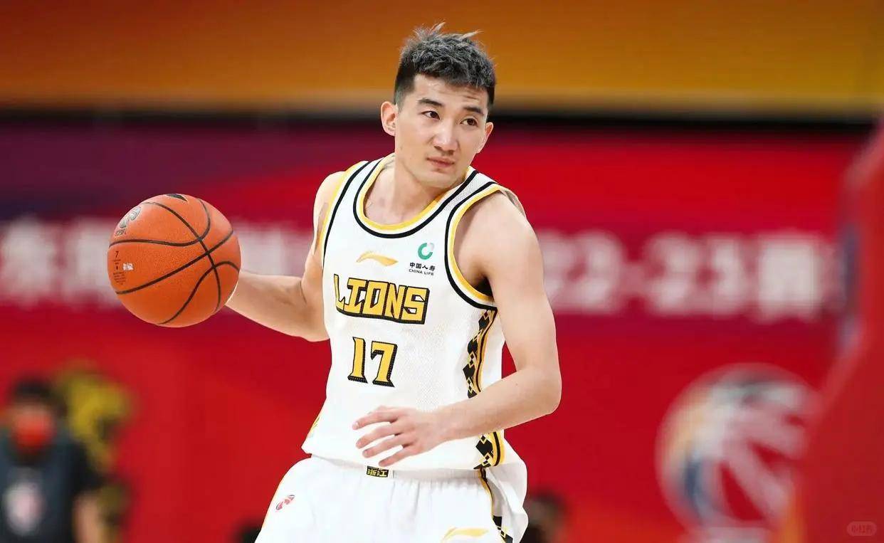 青岛队完胜山东队，孙铭徽点燃赛场