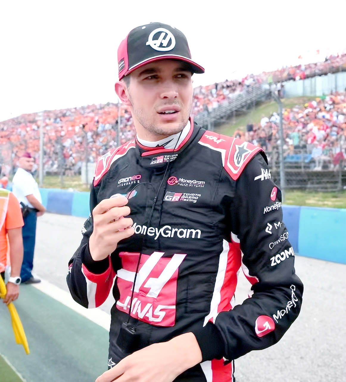 梅赛德斯绝杀哈斯车队,塞恩斯惊艳四座 梅赛德斯绝杀哈斯车队,塞恩斯惊艳四座