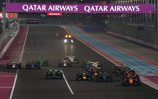 威廉姆斯鏖战法拉利,皮亚斯特里点燃赛场 威廉姆斯鏖战法拉利,皮亚斯特里点燃赛场