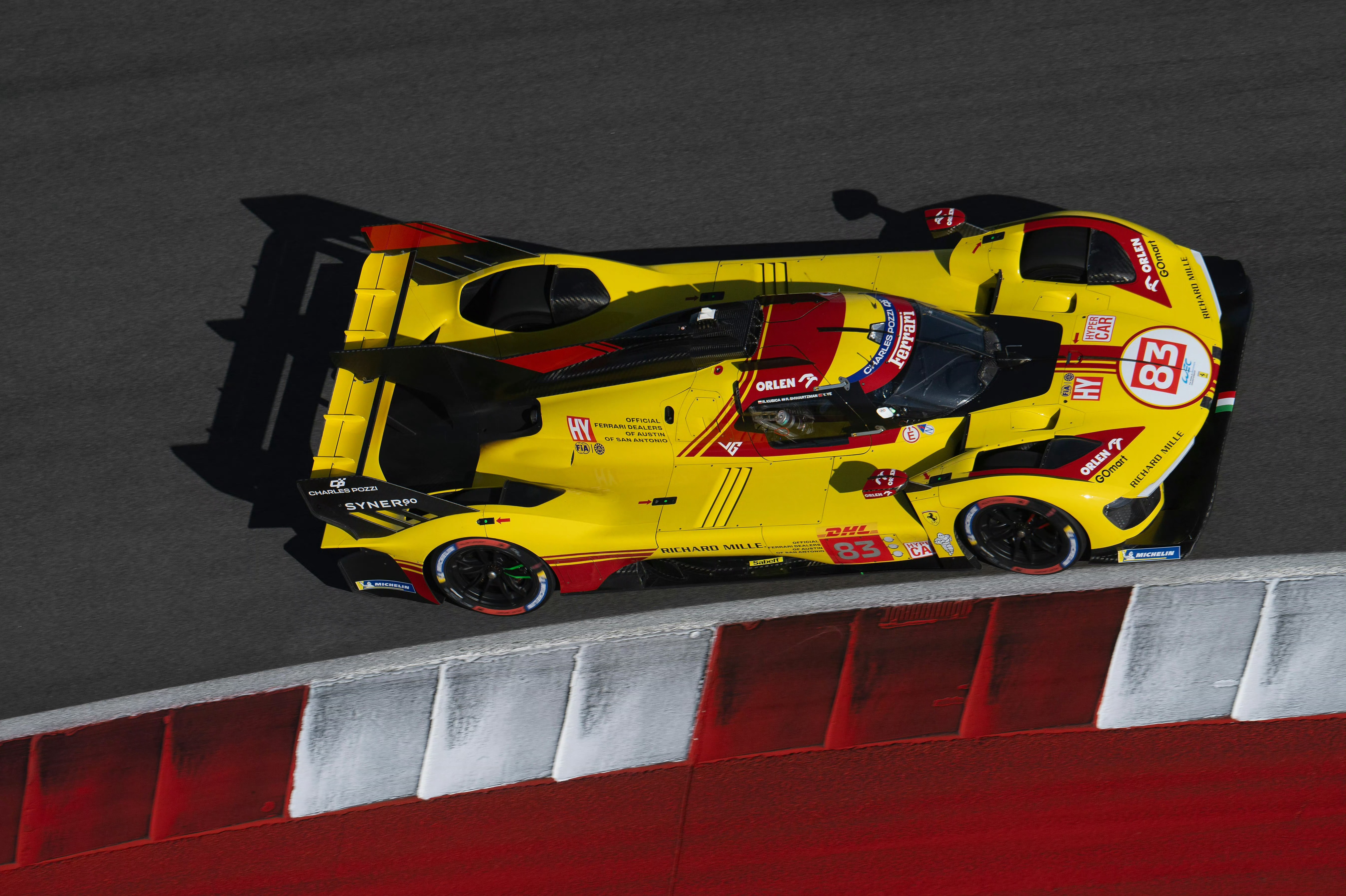 法拉利横扫梅赛德斯,拉塞尔统治全场 法拉利横扫梅赛德斯,拉塞尔统治全场