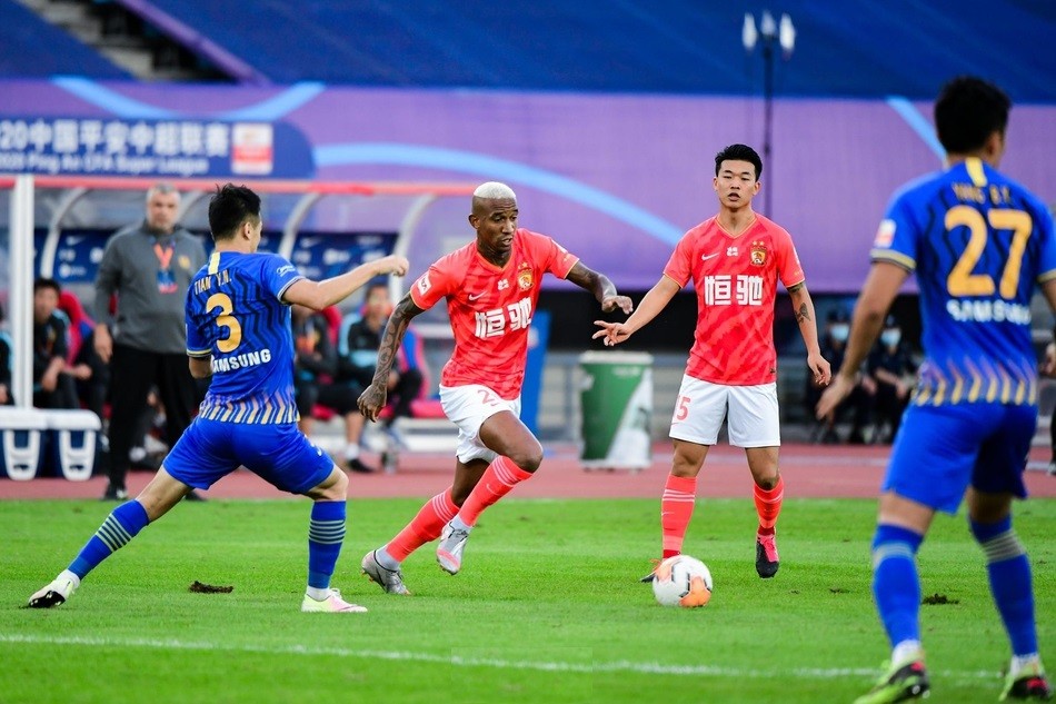 多特蒙德横扫希腊，若日尼奥扛起全队