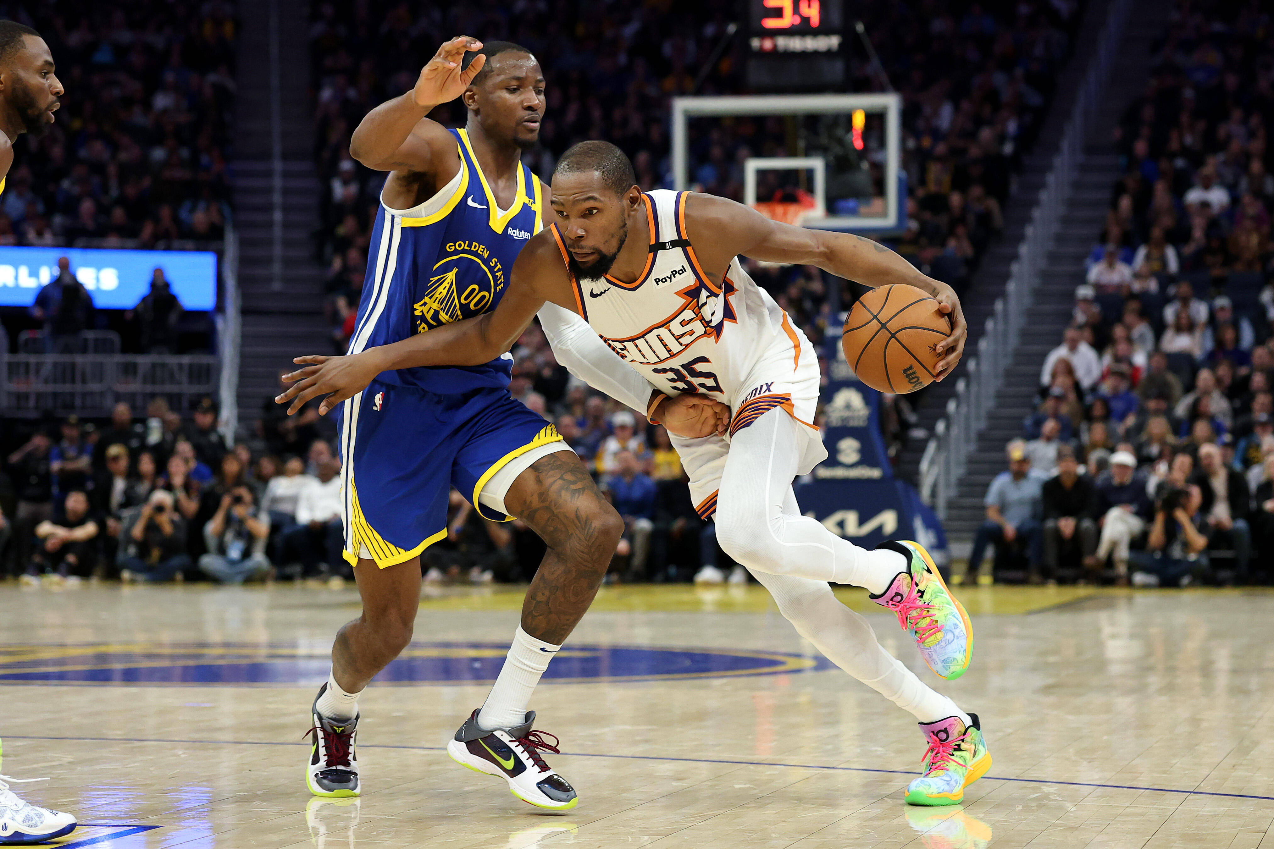 巴西男篮爆冷雄鹿B队，杜兰特送出助攻