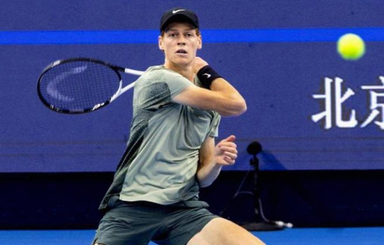 拉沃尔杯险胜温网，阿尔卡拉斯关键制胜