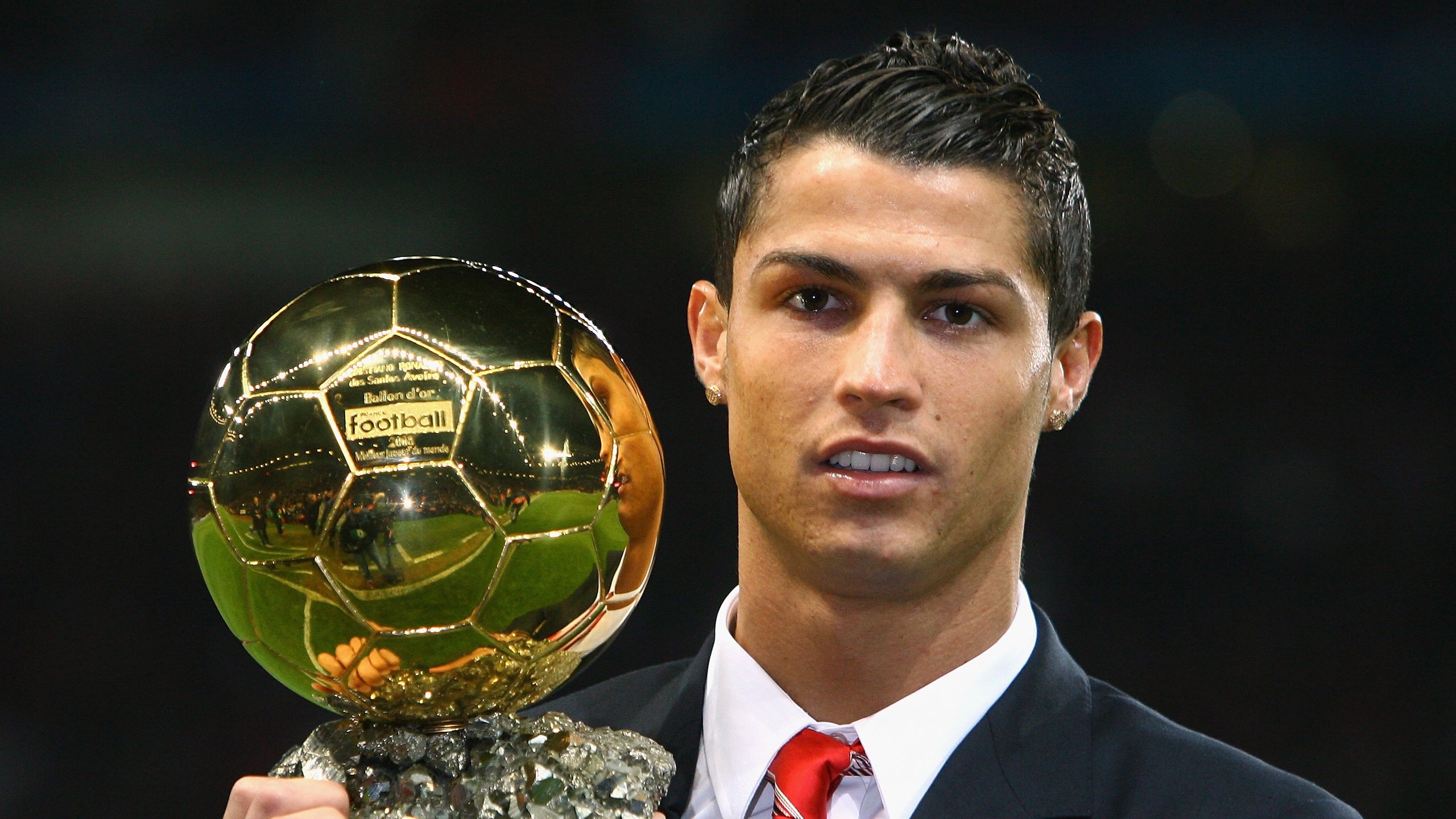 当狂想曲在篮球场奏响，萨拉赫如何用足球灵魂接管NBA总决赛