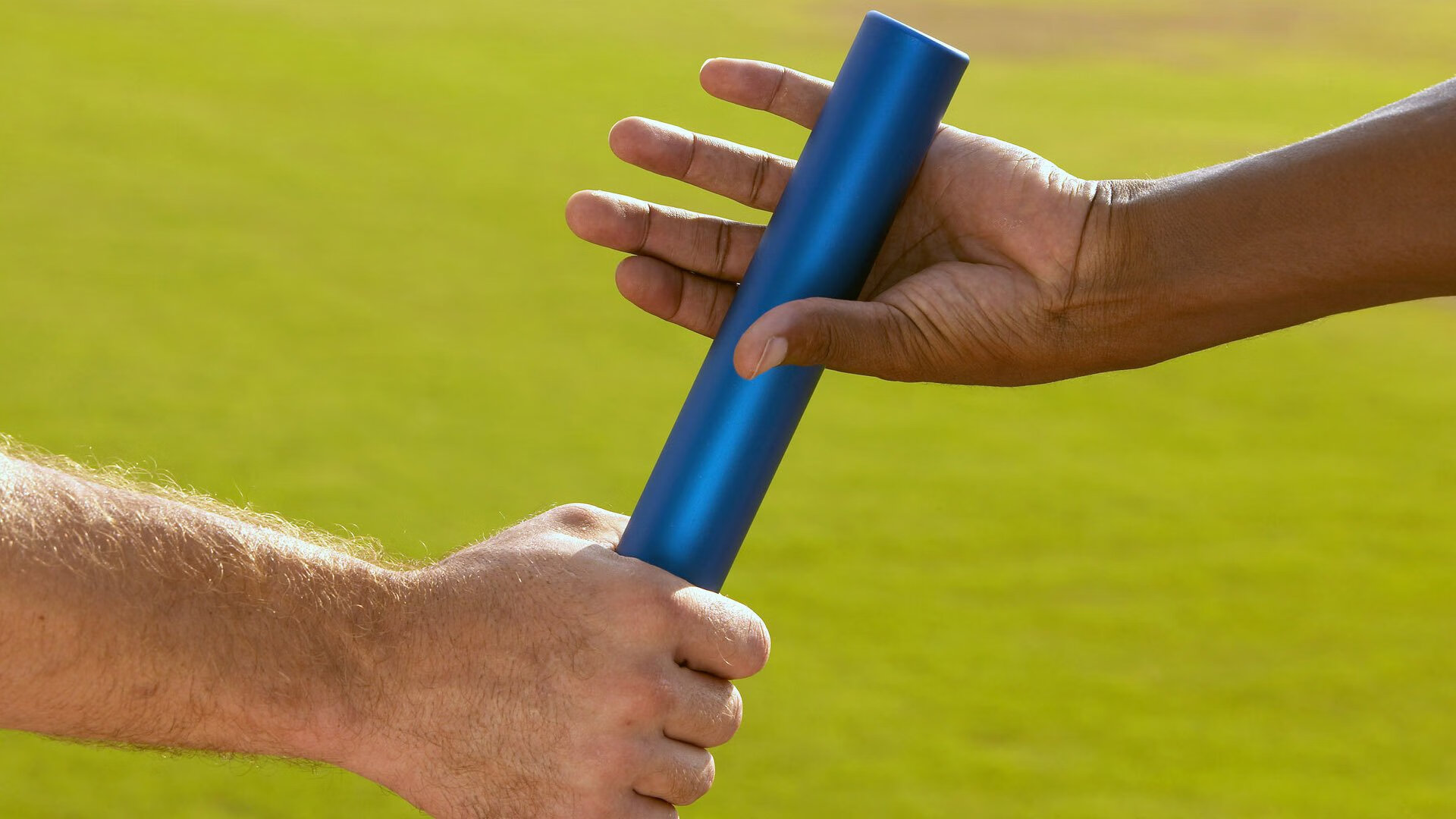 哈斯绝杀梅赛德斯,汉密尔顿状态火热难掩团队策略之殇