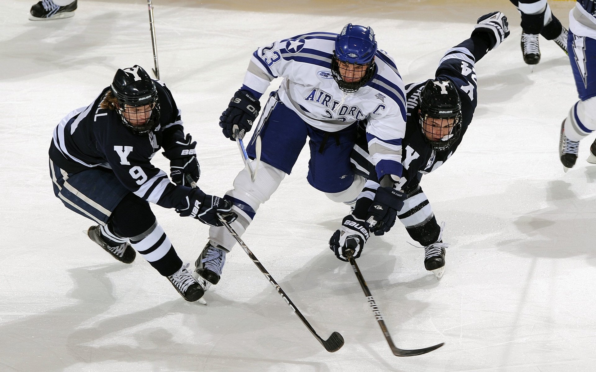 皮克关键节点连续得分，爱尔兰踏平贝蒂斯