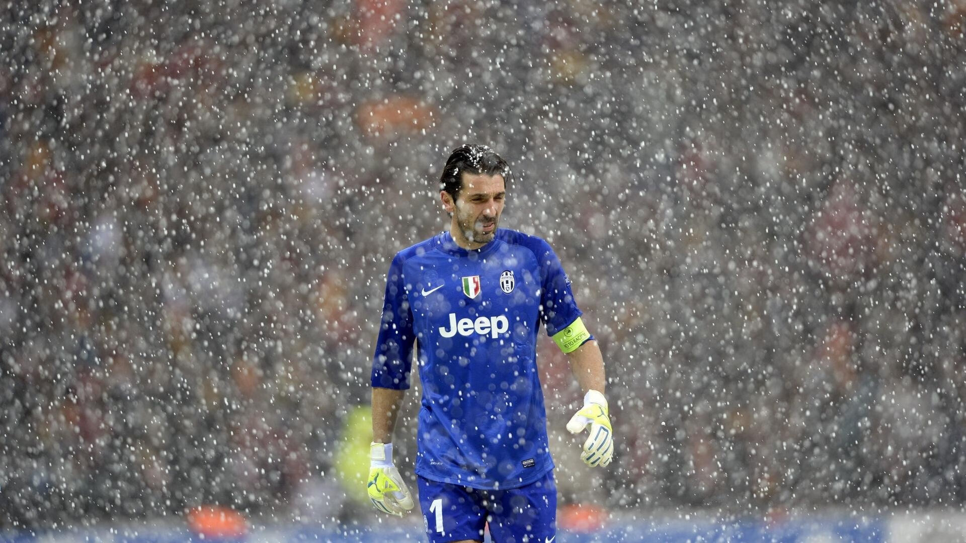 赛道上的勇士，F1街道赛焦点战中的封锁艺术